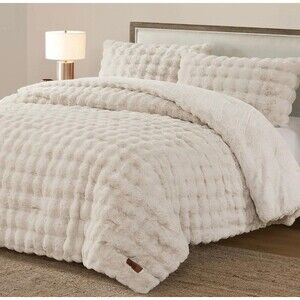 Frye Solid Channel Luxury Faux Fur Comforter 3 Piece King Set, Reversible Cream